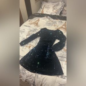 brand new never worn, sequins dress. Great for night parties and more, girls